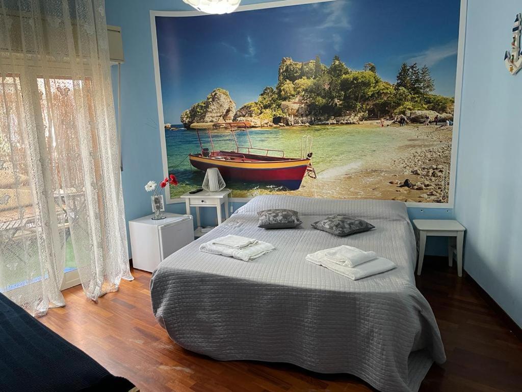 Locami Holiday&Rooms Suite Jolanda Катания Екстериор снимка