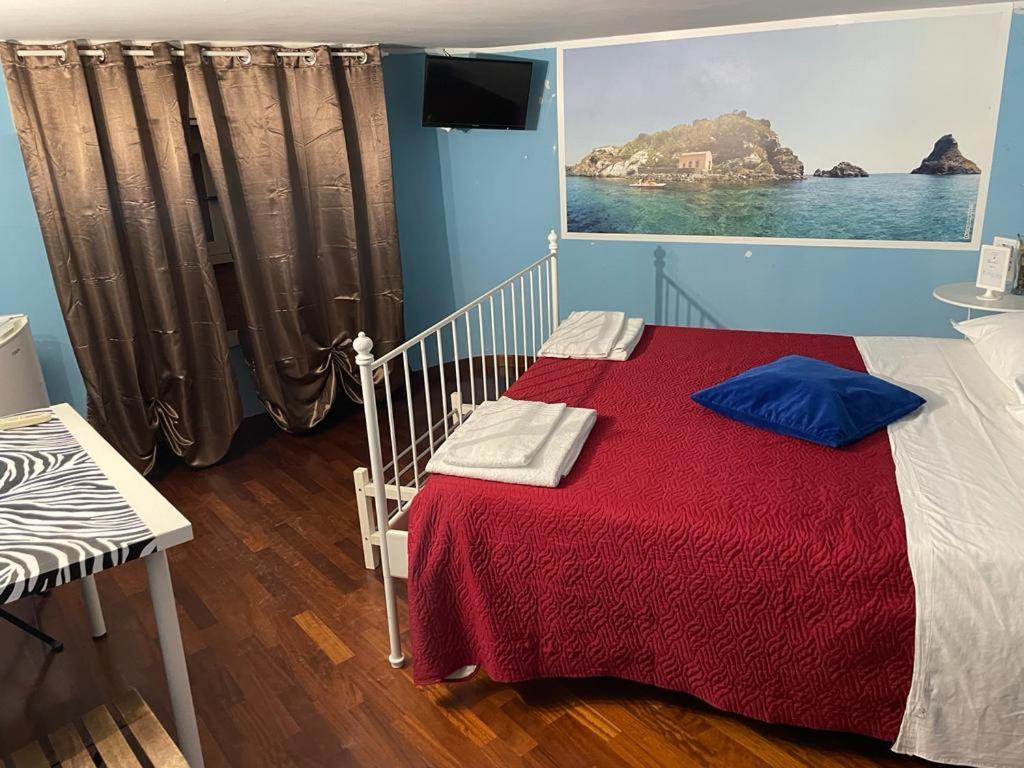 Locami Holiday&Rooms Suite Jolanda Катания Екстериор снимка