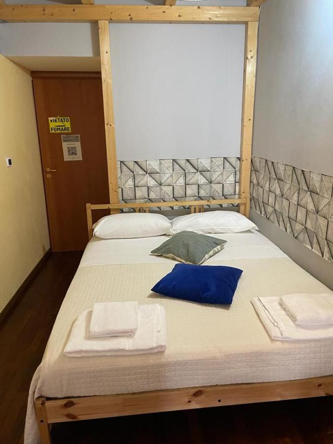 Locami Holiday&Rooms Suite Jolanda Катания Екстериор снимка